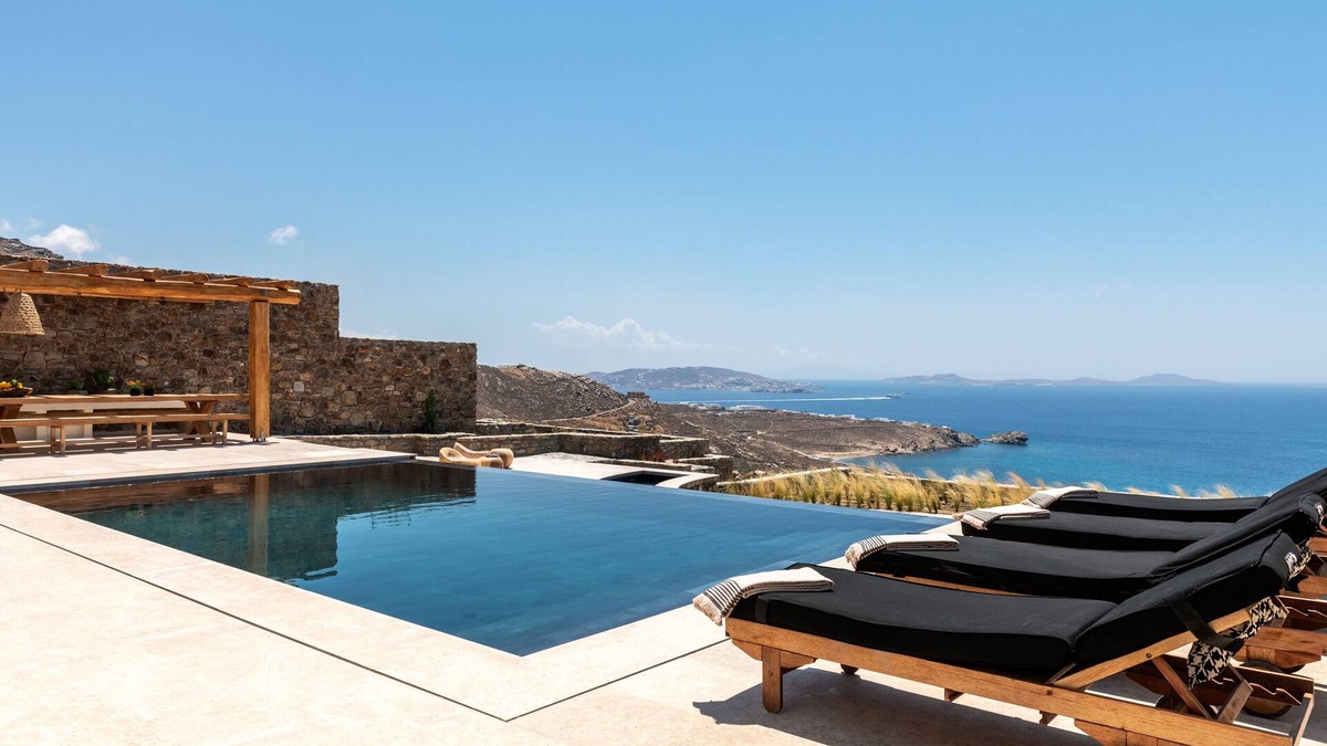 Agios Ioannis Villa | Breathtaking seaview and just 10 minutes away to Mykonos Town Center!