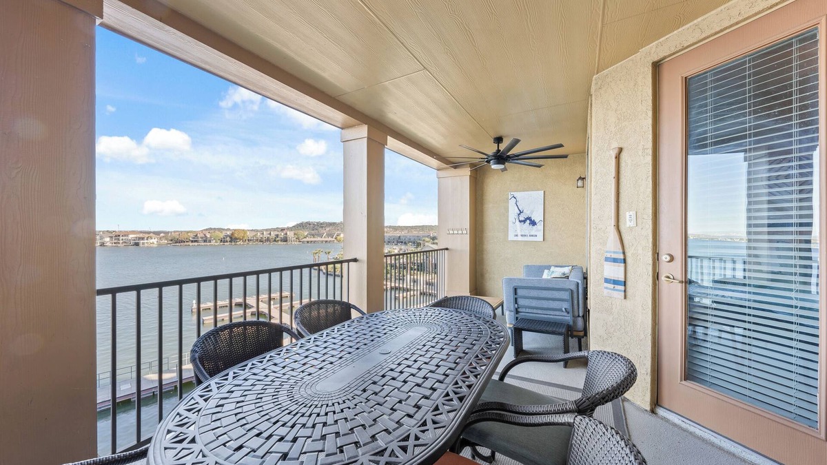 Horseshoe Bay Condo | Breathtaking Sunrise Views Over Lake LBJ - Luxury 3BR Waterfront Condo