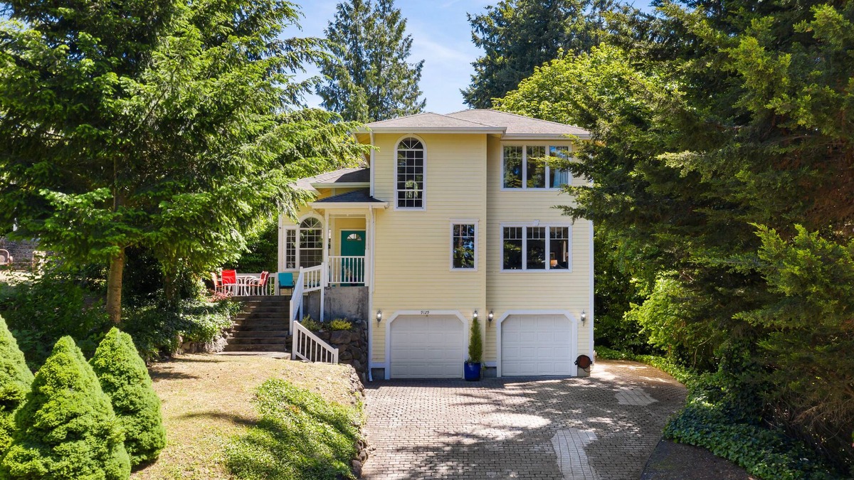 Lakewood House | Breathtaking Sunsets @ 4BR Sunny Days Lakehouse