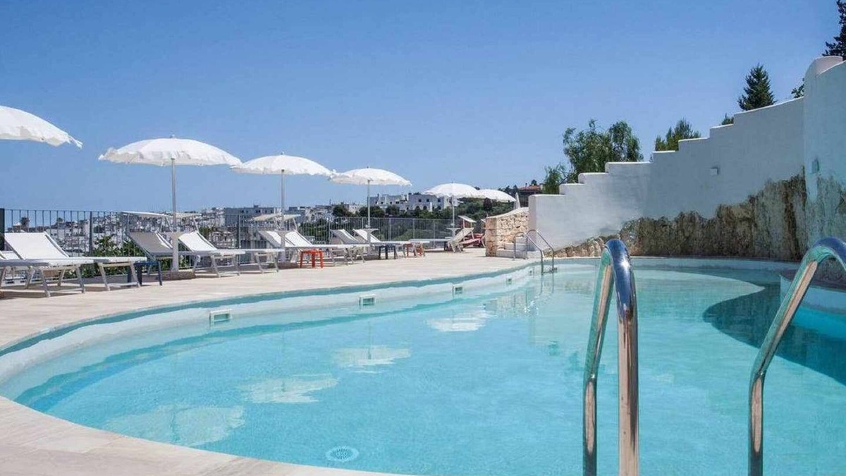 Ostuni House | Breathtaking view from the balcony, pool front house, free parking, beach at 8'