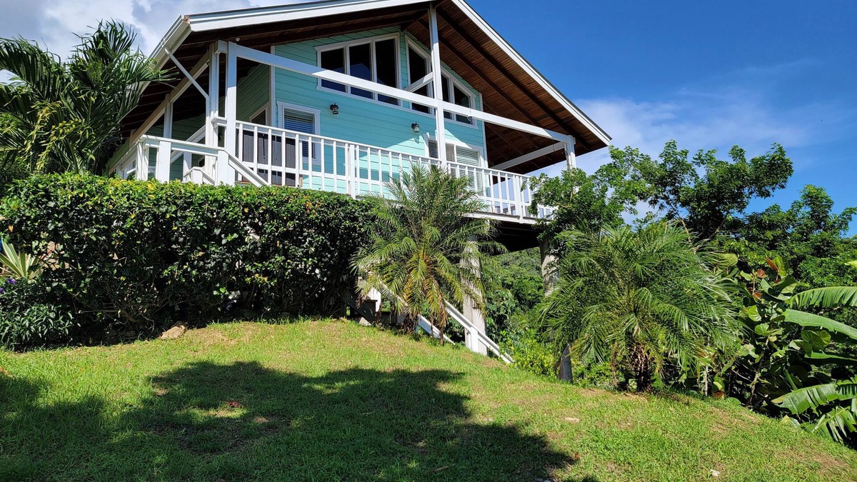 French Harbour House | Breathtaking View of French Hbr "Turquoise Dreams"