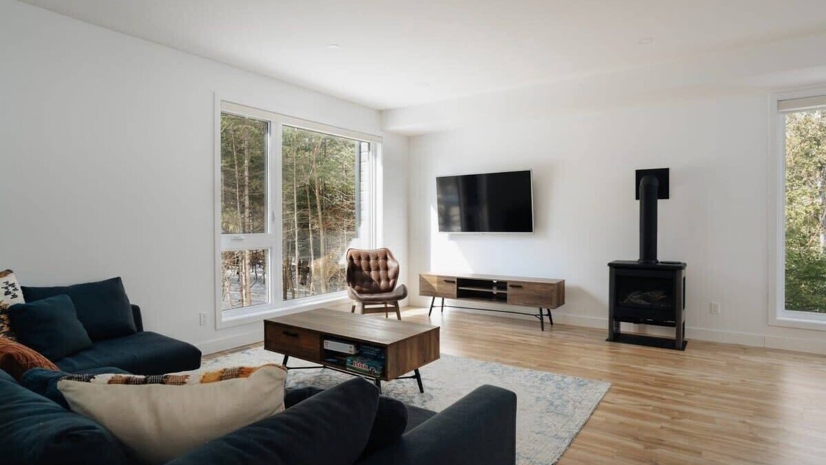 Saint Come Ski Chalet | Breathtaking Vista Escape with Spa