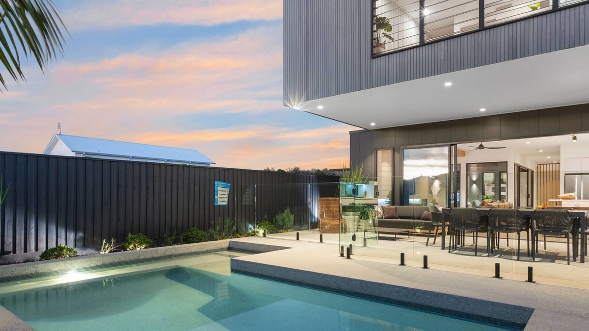 Kingscliff House | Breeze at Salt - Wheelchair Accessible with Heated Pool