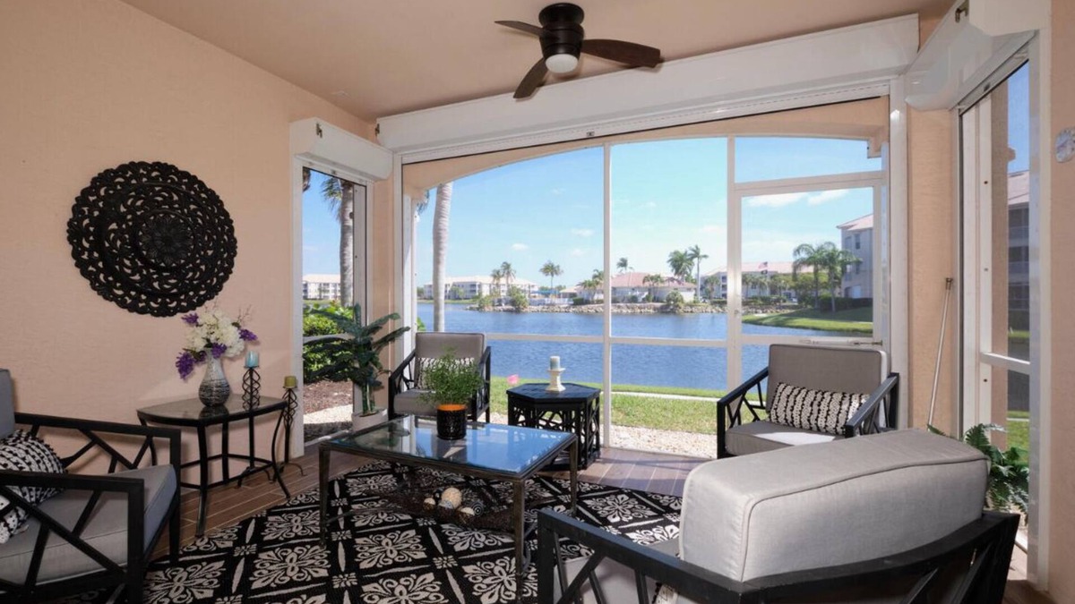 Tropical Cove Condo | Breeze On In to our 1st floor condo in Lexington Country Club, Ft Myers.