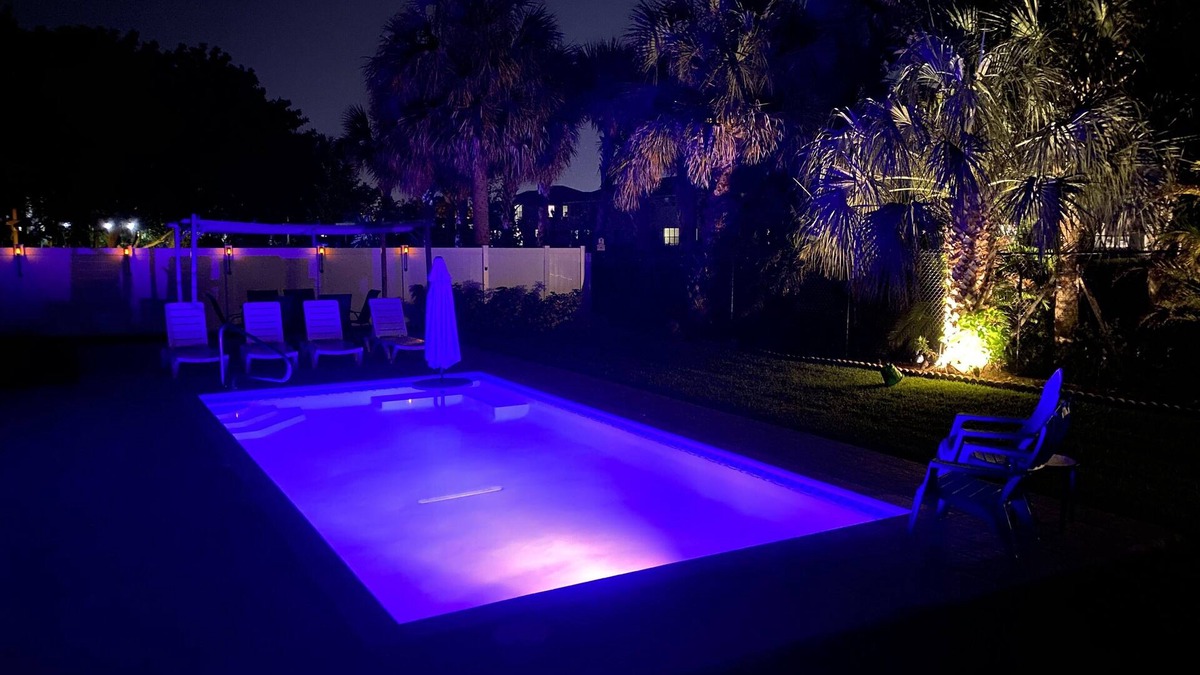 Pompano Beach House | Breeze Vacation Home with Heated Pool
