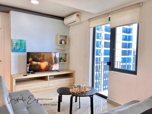 Shah Alam Apartment | Breezy 2-10Pax 2R2B Trefoil Setia City Shah Alam SiS Homestay