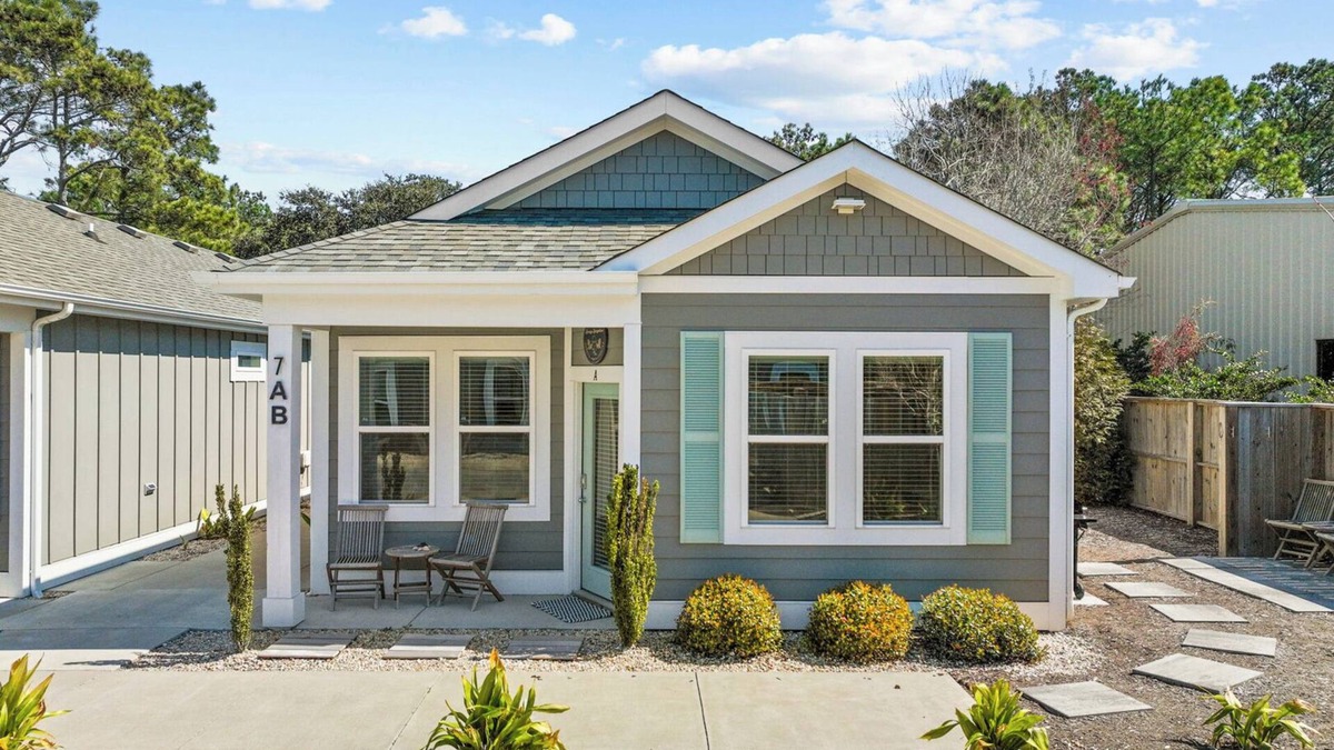 Corolla Light Condo | Breezy Bungalow Pet-Friendly With Community Amenities