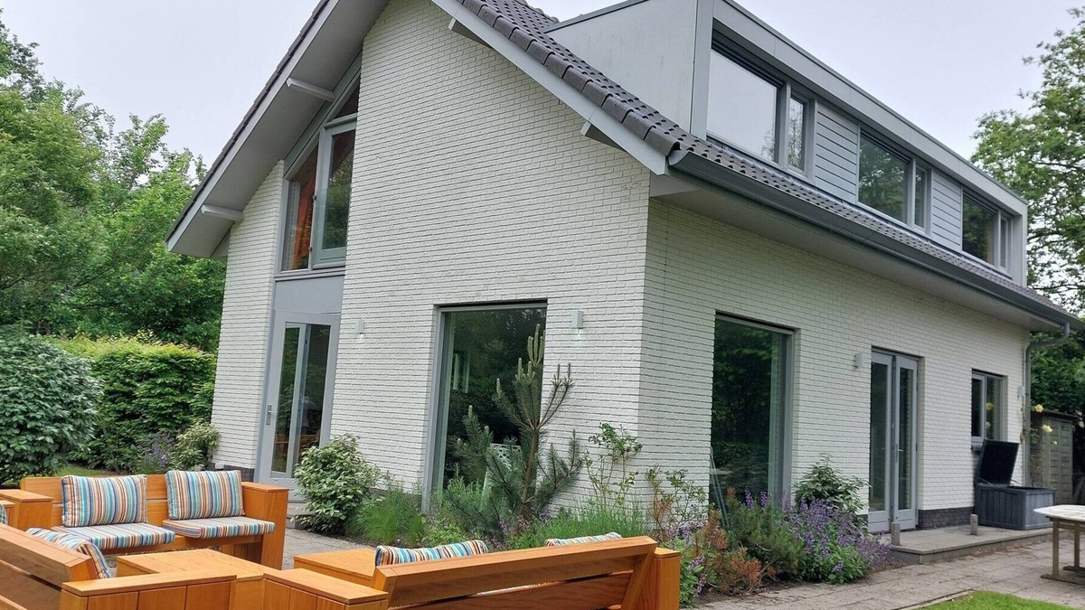 Renesse Villa | Bremweg 22 luxury family vacation in spacious detached villa