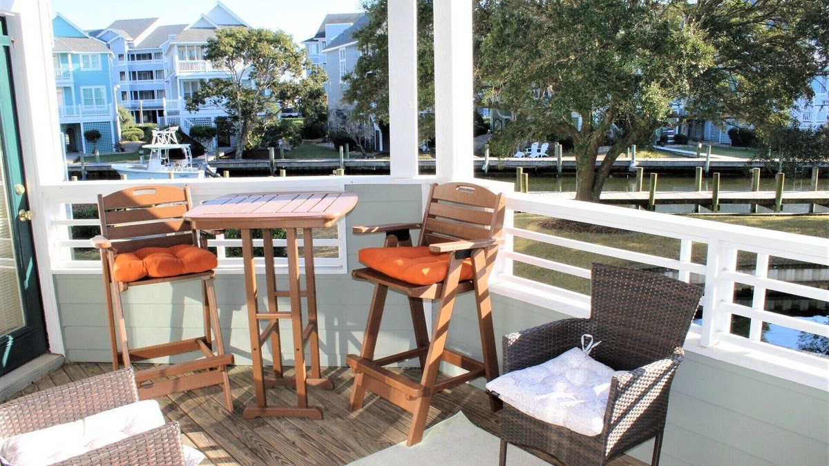 Manteo Condo | Breton Bay Hideaway - Buccaneer Village 314