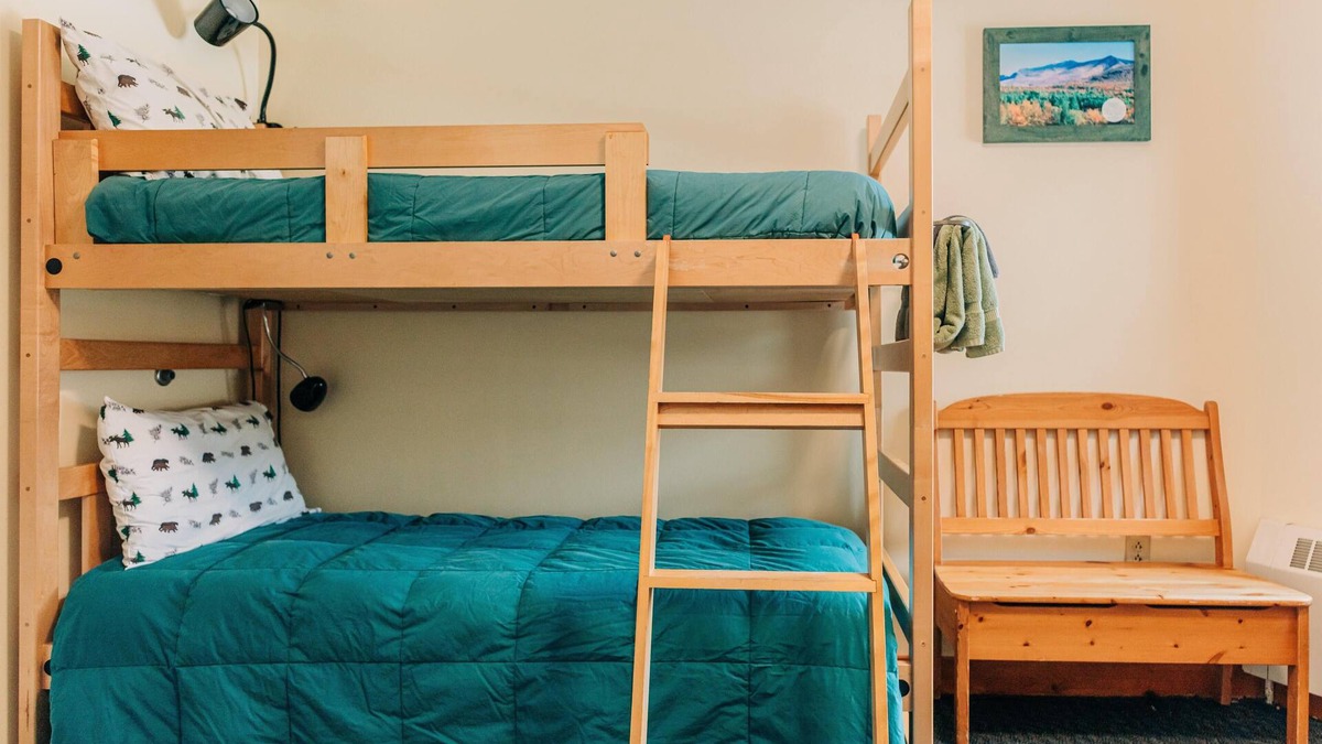 Bretton Woods Condo | Bretton Woods, Free Hiker Breakfast, Hike/Ski Trail Access, Shared Bath