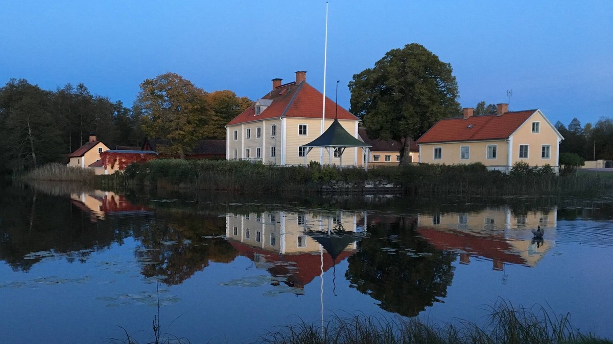 Brevens Bruk Cottage | Brevens Bruk, A house with history! The eastern wing