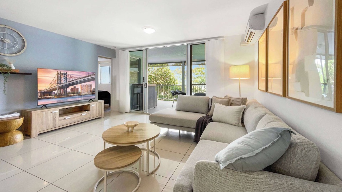 Bongaree Apartment | Bribie Sunset Vistas- Mtrs to Pumicestone Passage