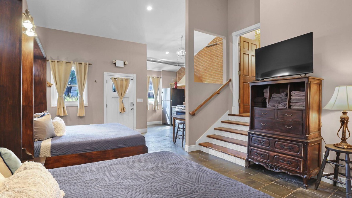 Washington House | Brickhouse of Washington