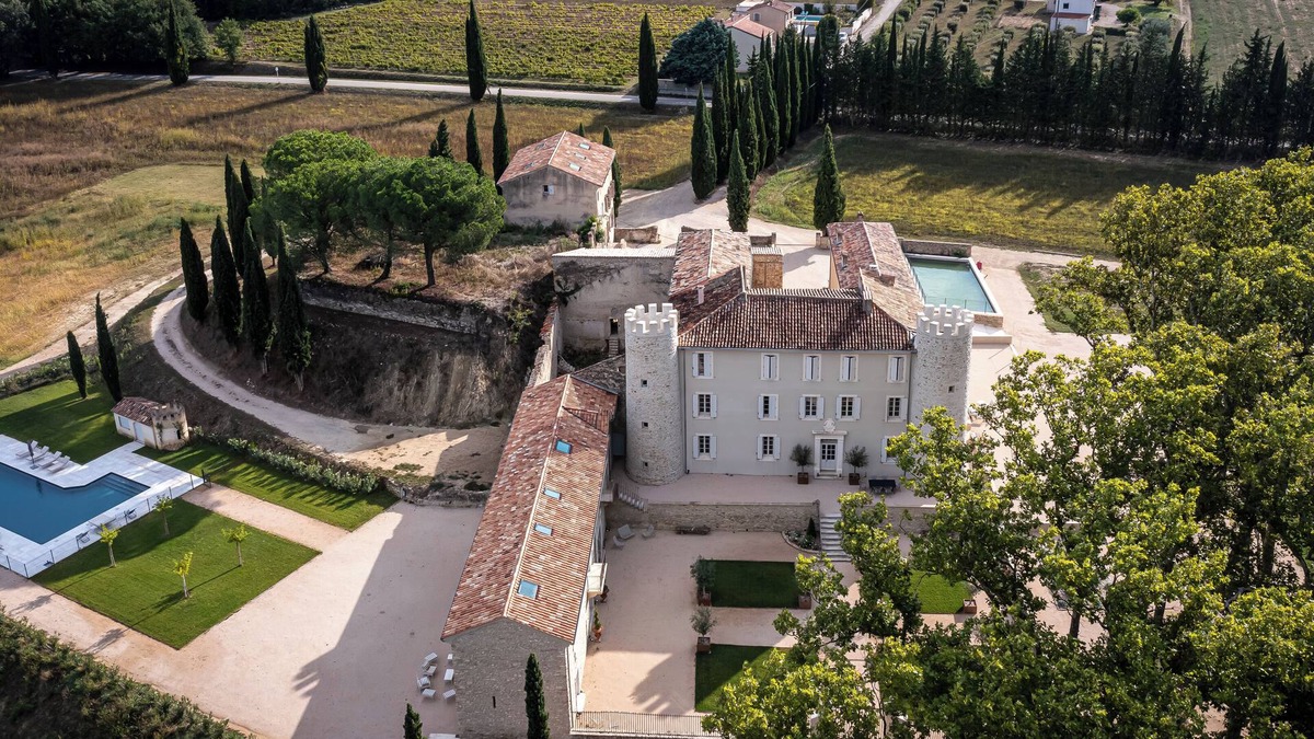 Vaison-la-Romaine Apartment | Bridal suite