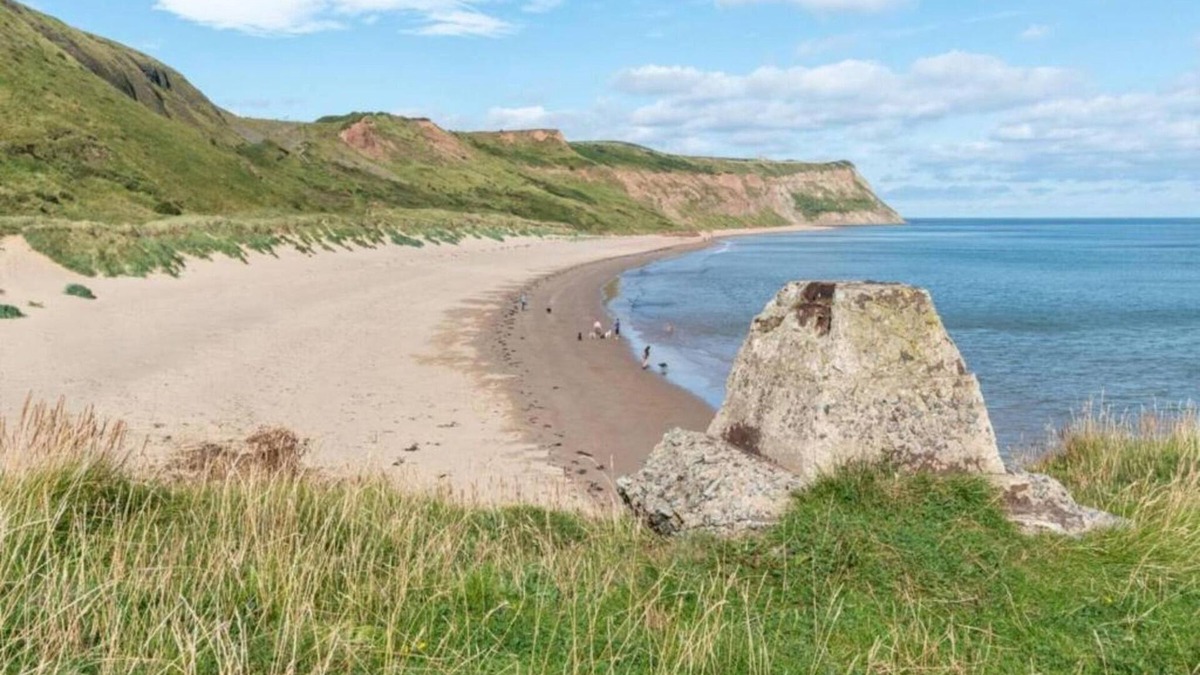 Skinningrove Apartment | Bridge House in Skinningrove