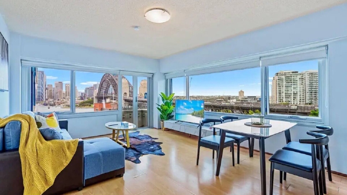 Kirribilli House | Bridge View 2 Bedroom Apartment @ Kirribilli | MHS