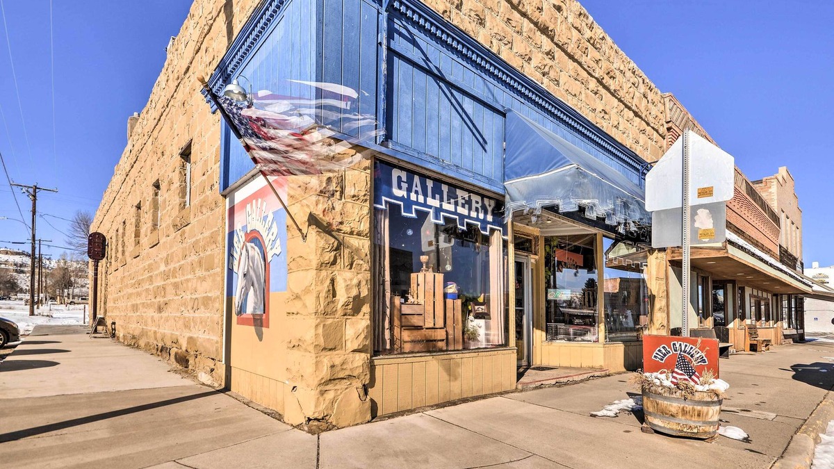 Bridger Apartment | Bridger Apartment In the Heart of Downtown!