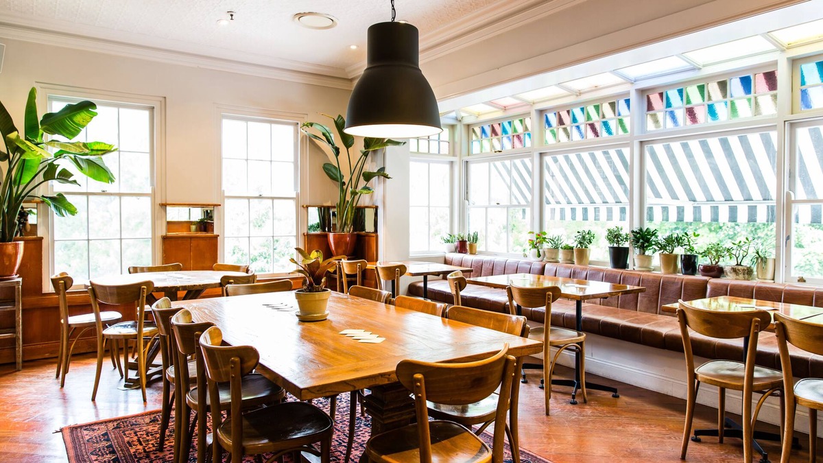 Willoughby Hotel | Bridgeview Hotel Willoughby