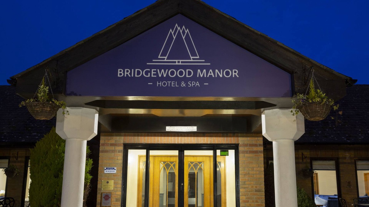 Chatham Hotel | Bridgewood Manor