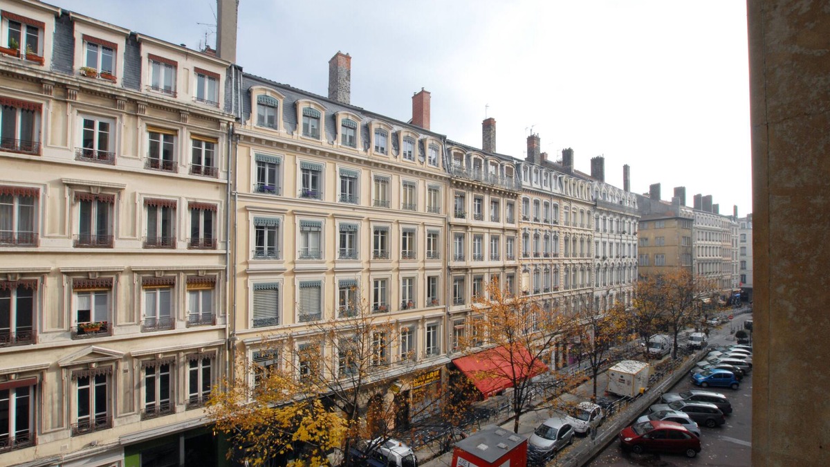 Les Cordeliers Apartment | Bright 1BR apartment in the heart of the city