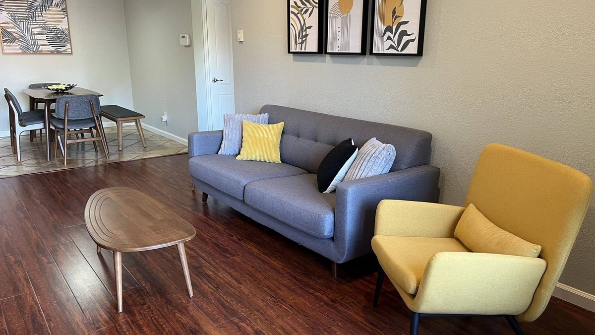 Willow Glen Condo | Bright 2B2B near Santana Row