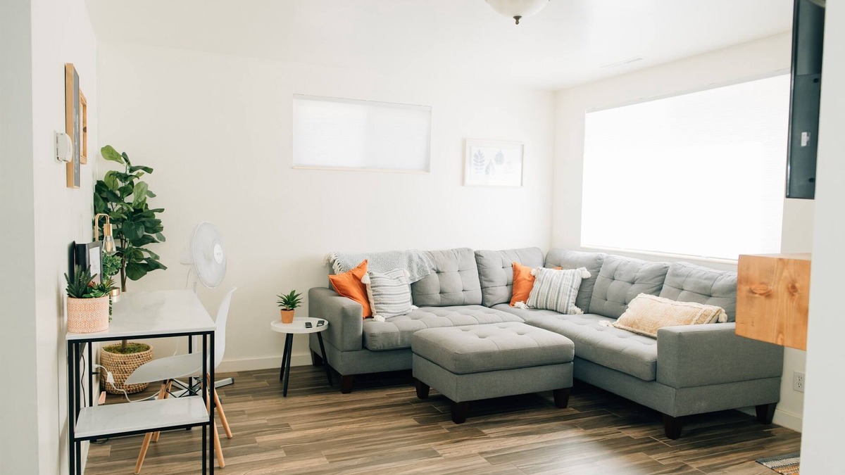 Logan Apartment | Bright 2br Great Location Near USU and Downtown