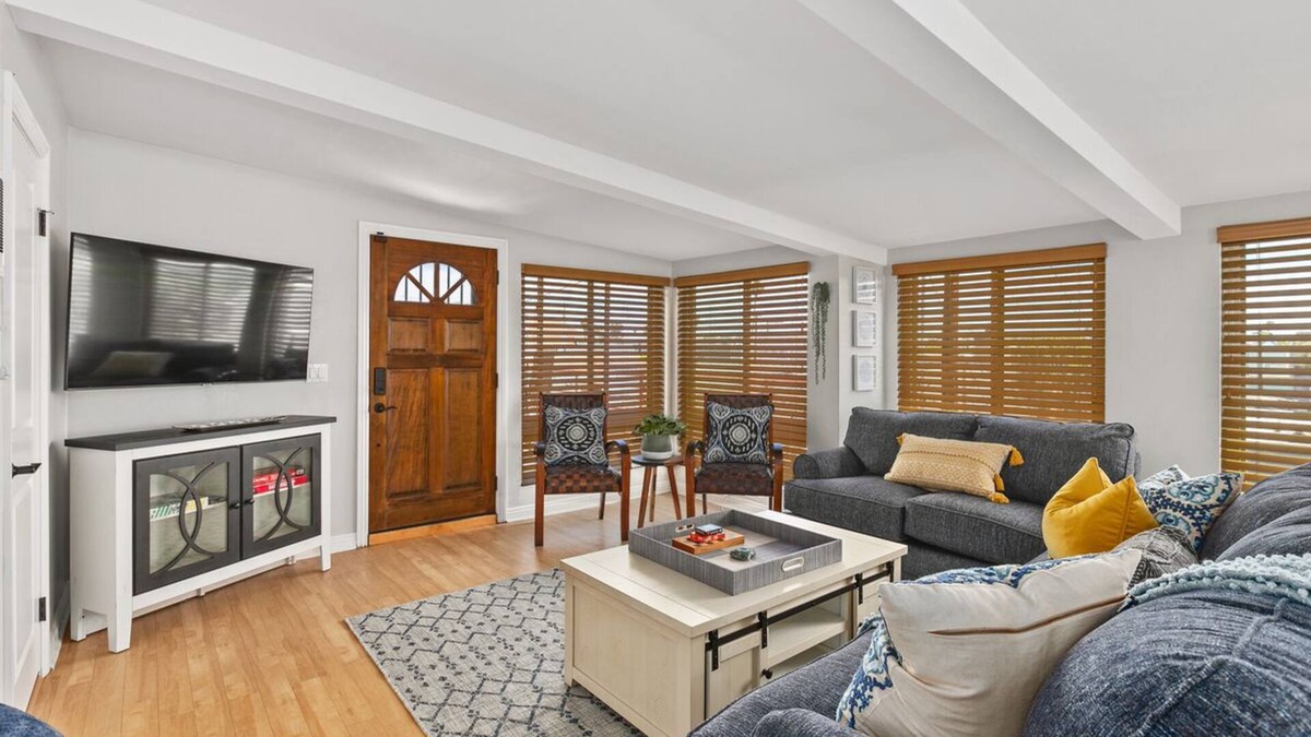 San Diego House | Bright 3 BD! Walk to Beach, Bars, and Restaurants!