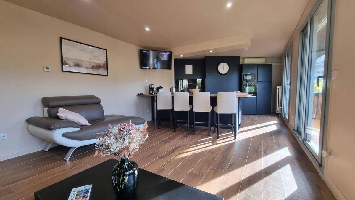 Saint-Chamond Apartment | Bright 3-room apartment with balcony and parking in Saint-Chamond