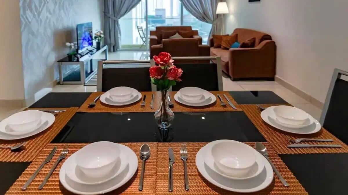 Taman Century Apartment | Bright 3BR KSL DEsplanade Residence, FREE Parking