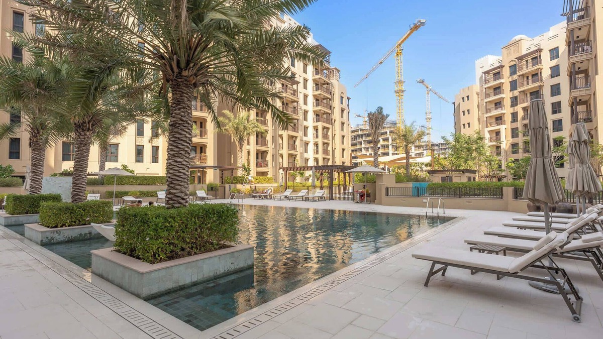 Umm Suqeim 3 Apartment | Bright & Airy 1BR in Asayel 2 - Fits 4 Comfortably