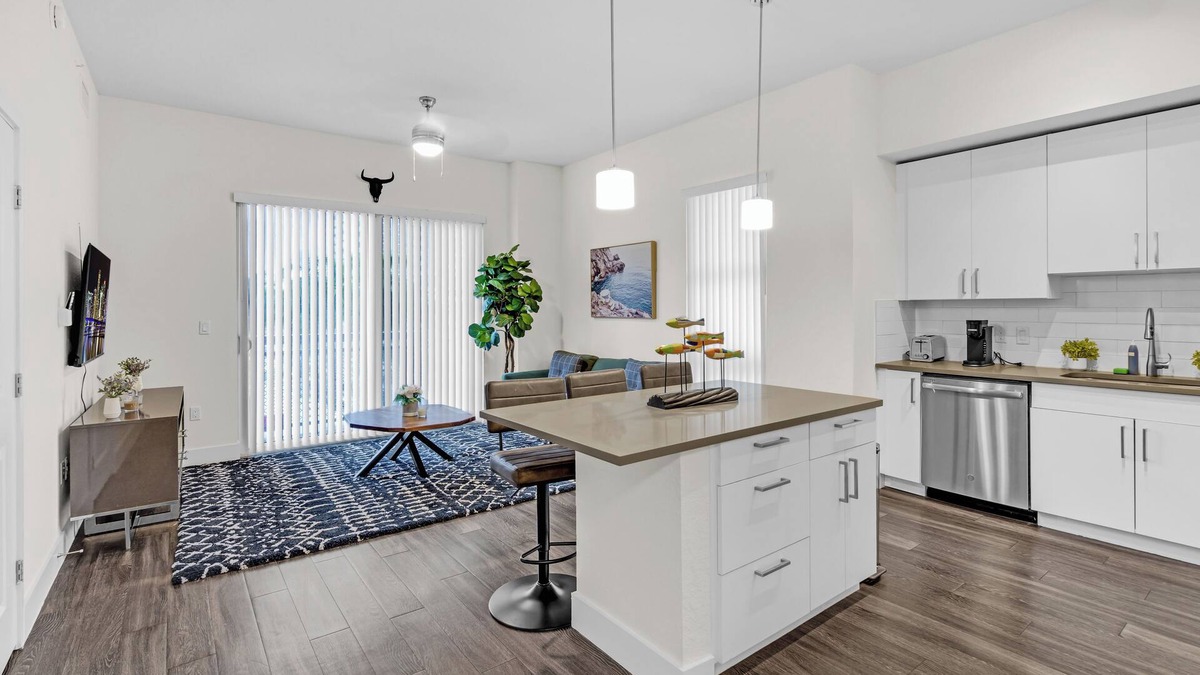Midtown Apartment | Bright & Airy 2BR on Biscayne with Free Parking