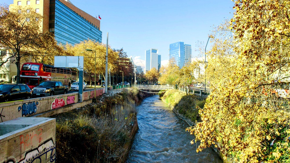 Santiago Apartment | BRIGHT AND CENTRAL FLAT IN LAS CONDES