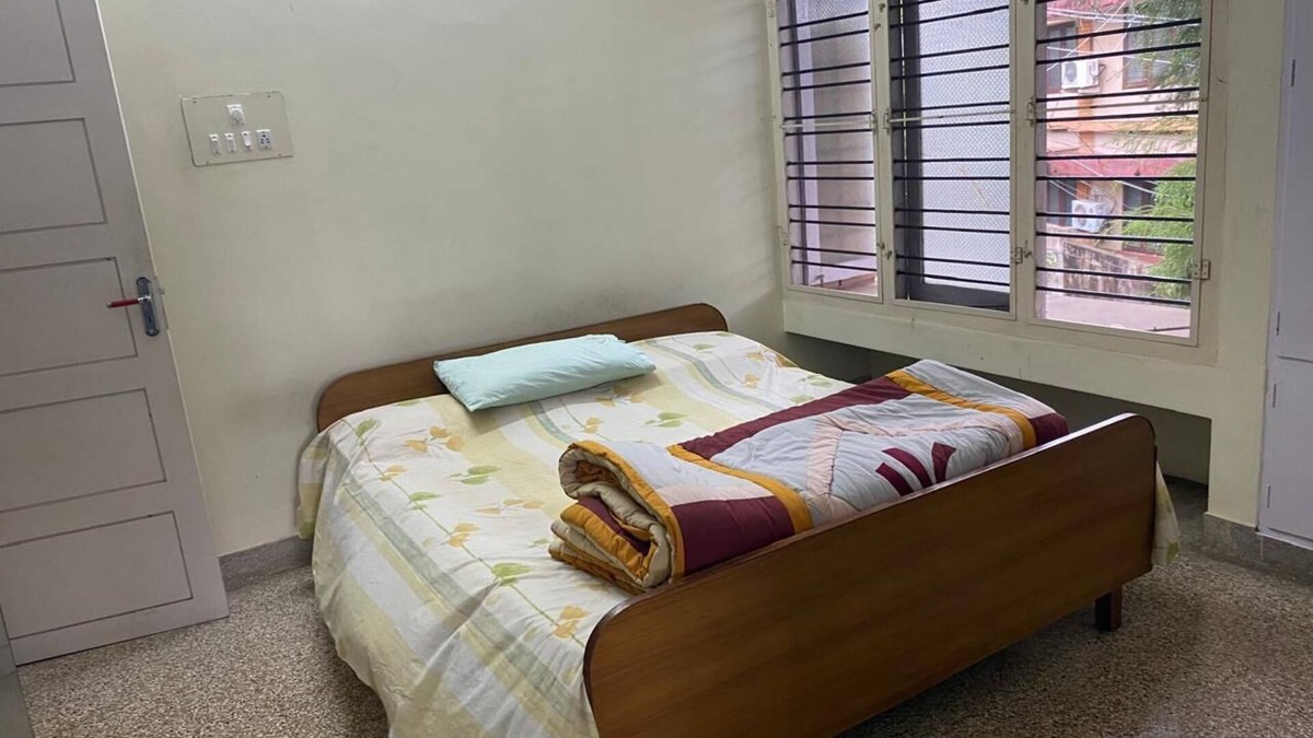 Thiruvananthapuram Apartment | Bright and Breezy 2 Bedroom First Floor Home