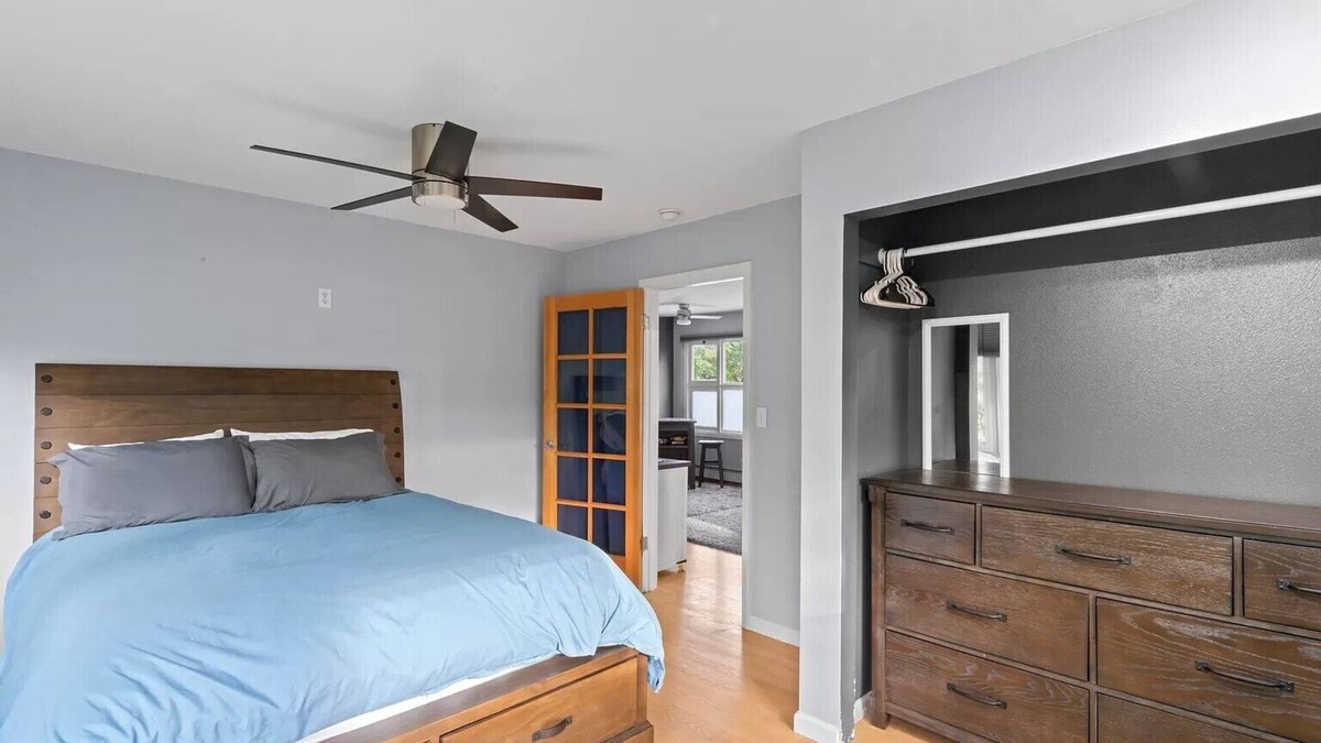 Spenard House | "Bright and Stylish Anchorage 2 - Bedroom House - "7 mins from ANC"