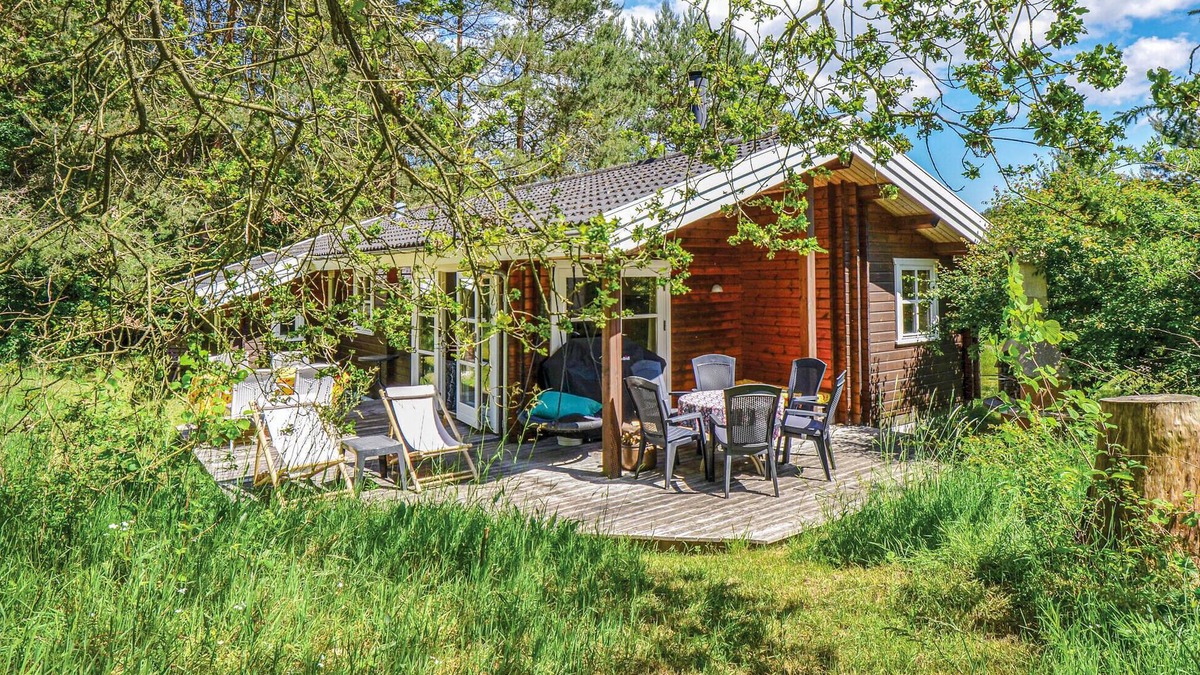 Femmøller House | Bright and welcoming cottage.