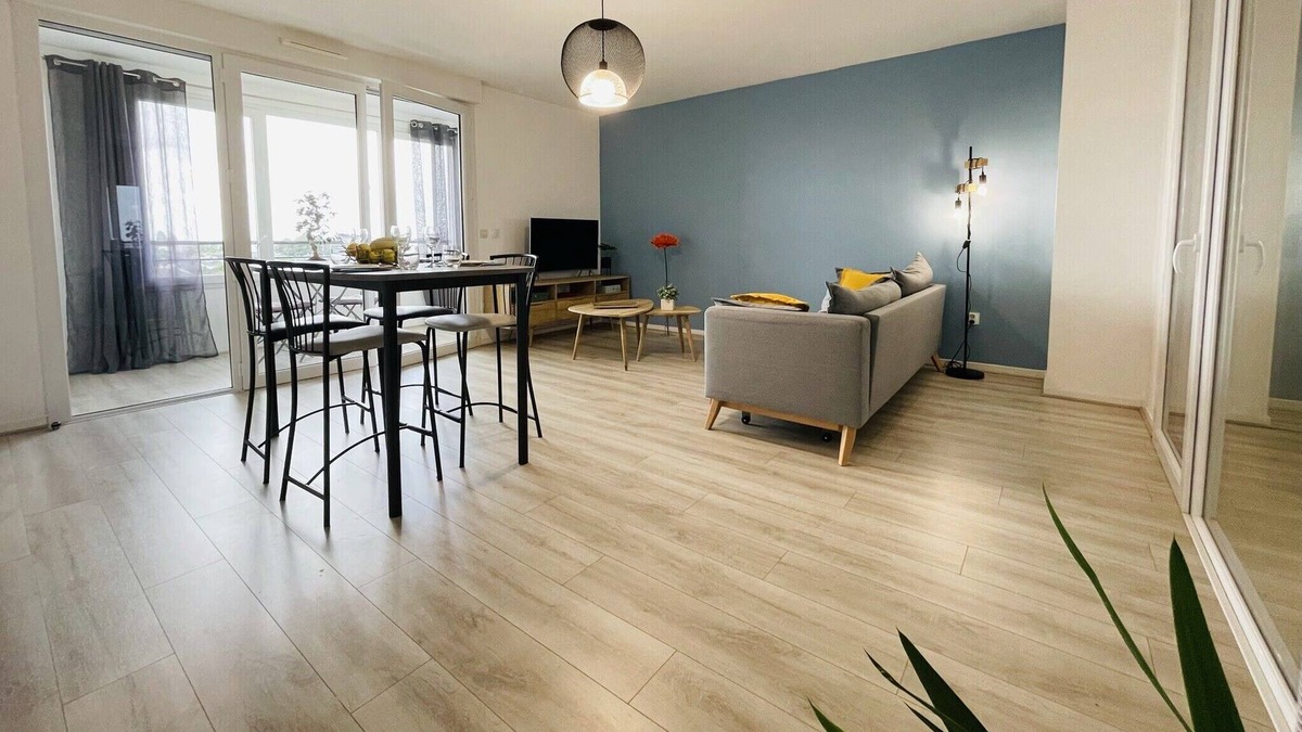 Tours Apartment | Bright apartment in a new building with garage