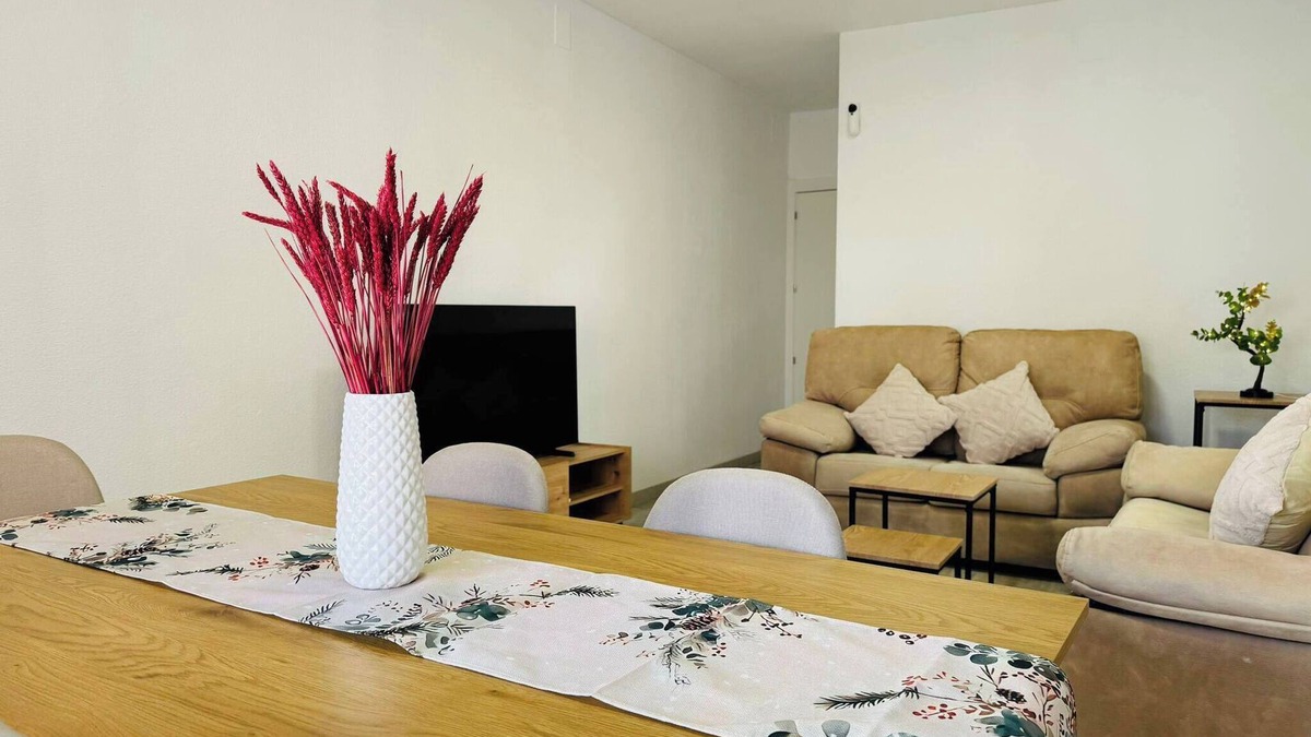 Maracena Apartment | Bright Apartment Near Granada Center