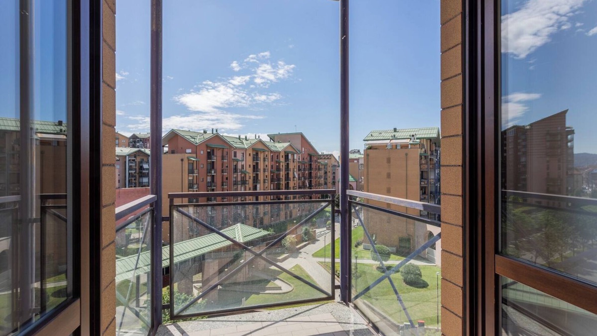 San Donato Apartment | Bright Apartment near Parco Dora