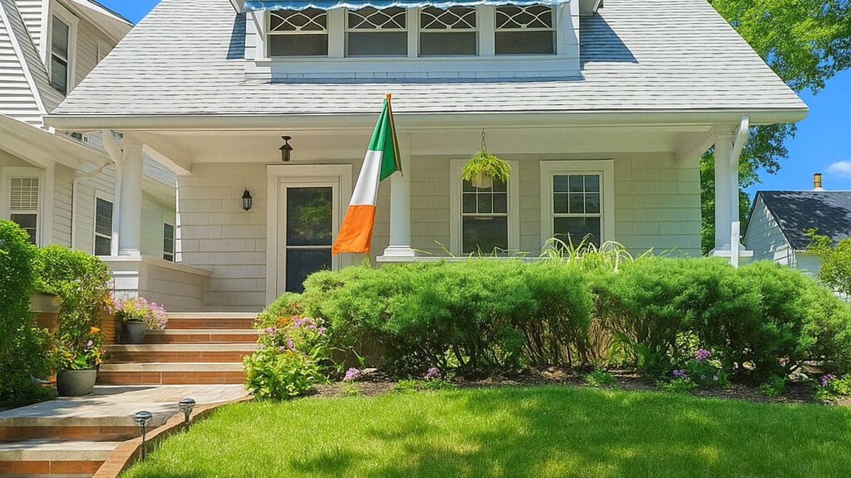 Asbury Park House | Bright & Beachy 3-Bedroom in Asbury Park's Best Neighborhood!