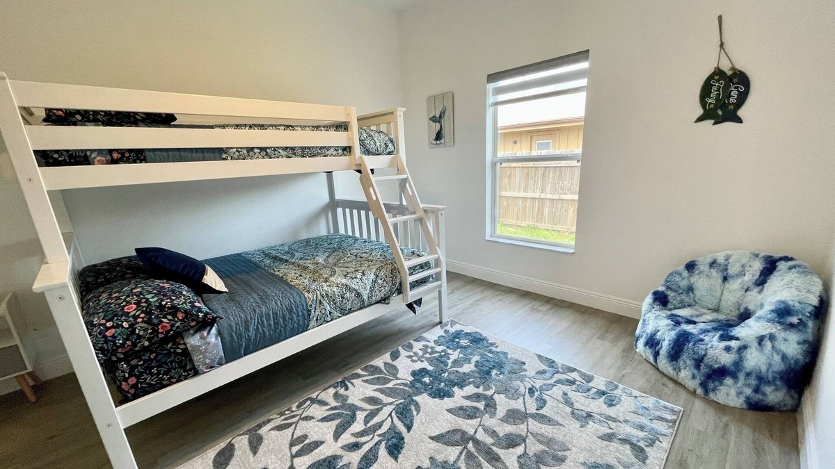 Port Malabar House | Bright & Beautifull Large Family House -Pet-Friendly