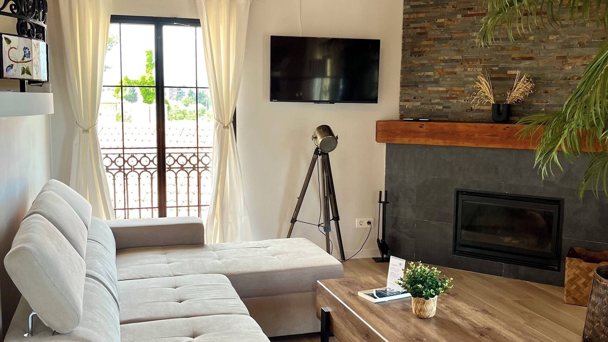 Betera Apartment | Bright boutique loft 5 min from the subway
