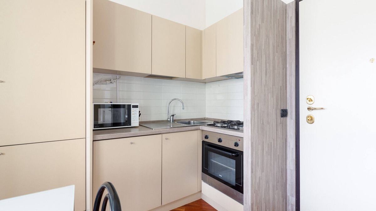 Morivione Apartment | Bright & Comfy Apartment with Parking