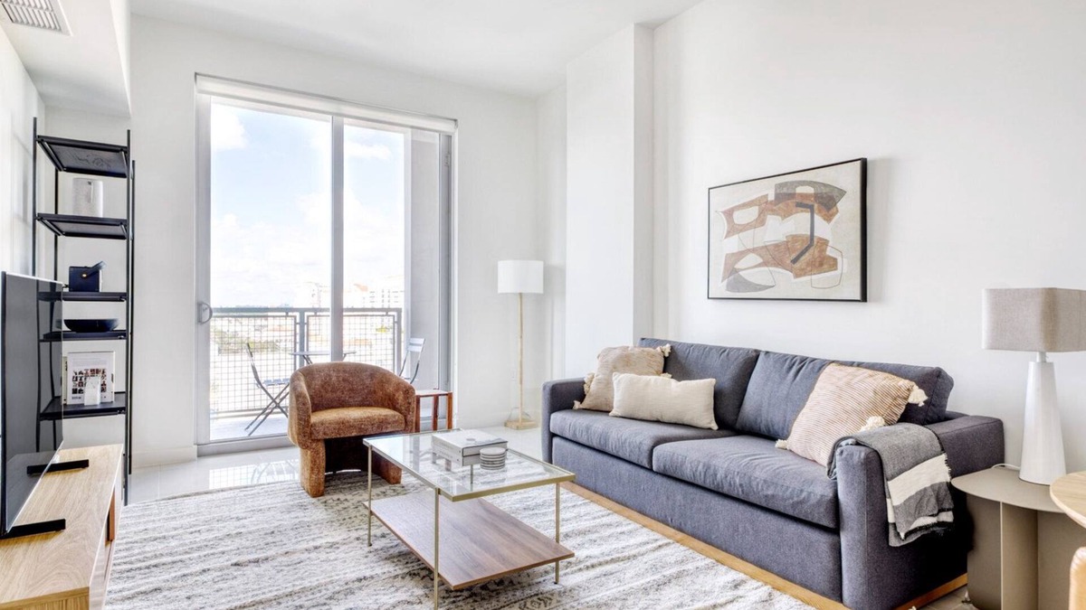Coral Way Apartment | Bright Coral Gables 1BR w/W/D & Pool, nr Miracle Mile, by Blueground