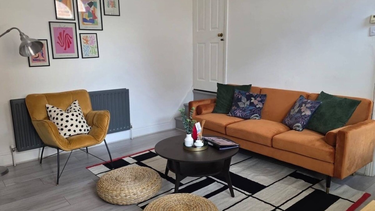 Chapeltown House | Bright & Cosy 2 bed House
