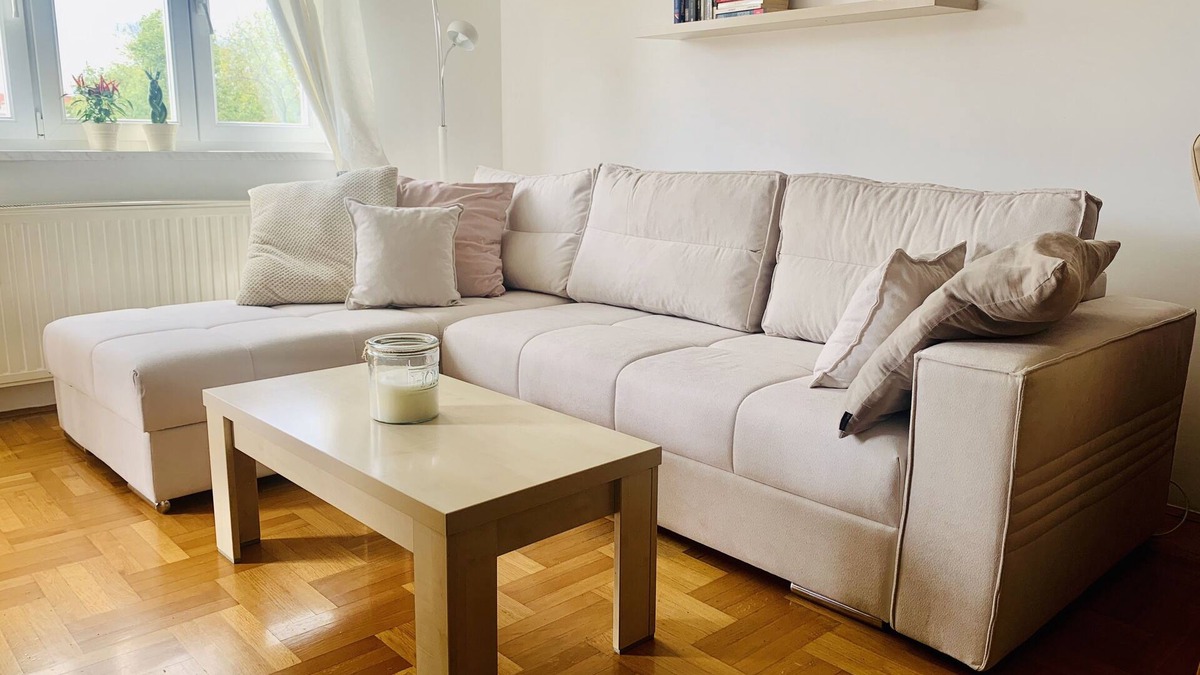 Novi Zagreb Apartment | Bright & Cozy Apartment with Balcony & Parking Lot