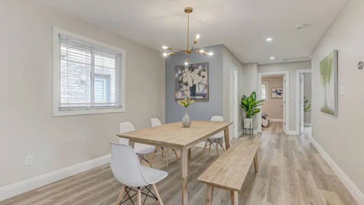 London House | Bright, desired 3BR & Work stations, 2 Ba, & parking, close to UWO & hospitals