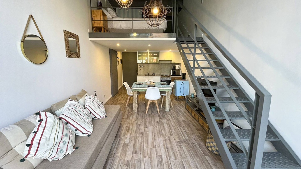 La Boca Apartment | Bright duplex in La Boca for 3 people