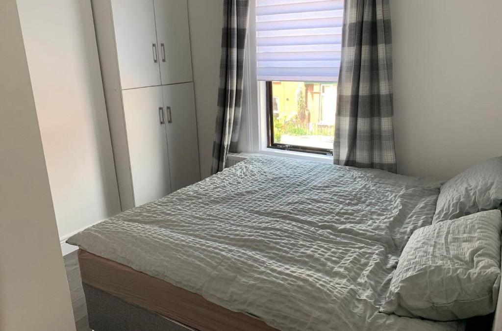 Glasnevin House | Bright en-suite room in Dublin