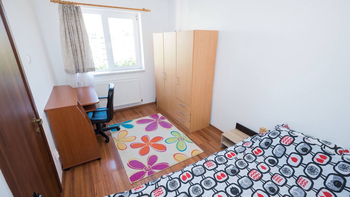 Sibiu House | Bright & Fresh apartment for the traveler in you!