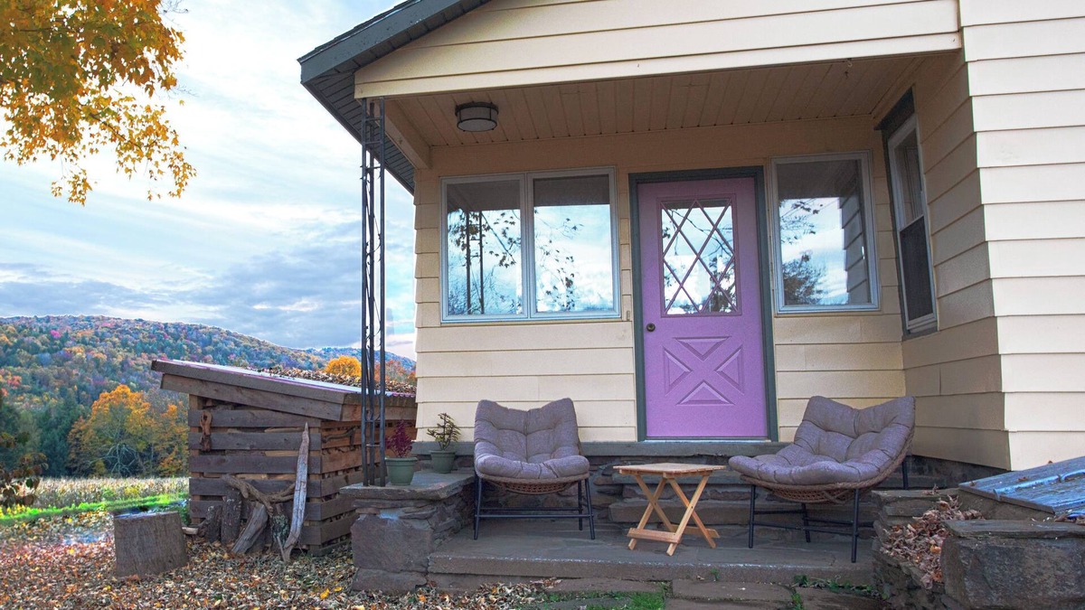 Jefferson Other | Bright Getaway Steps from Nature